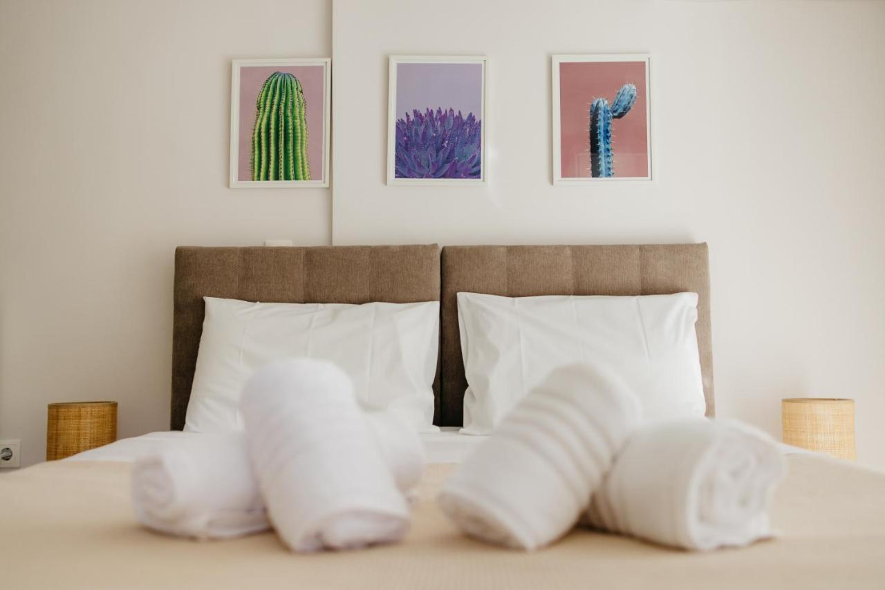 Cactus - Blooming Garden Apartments Kalamata Dış mekan fotoğraf