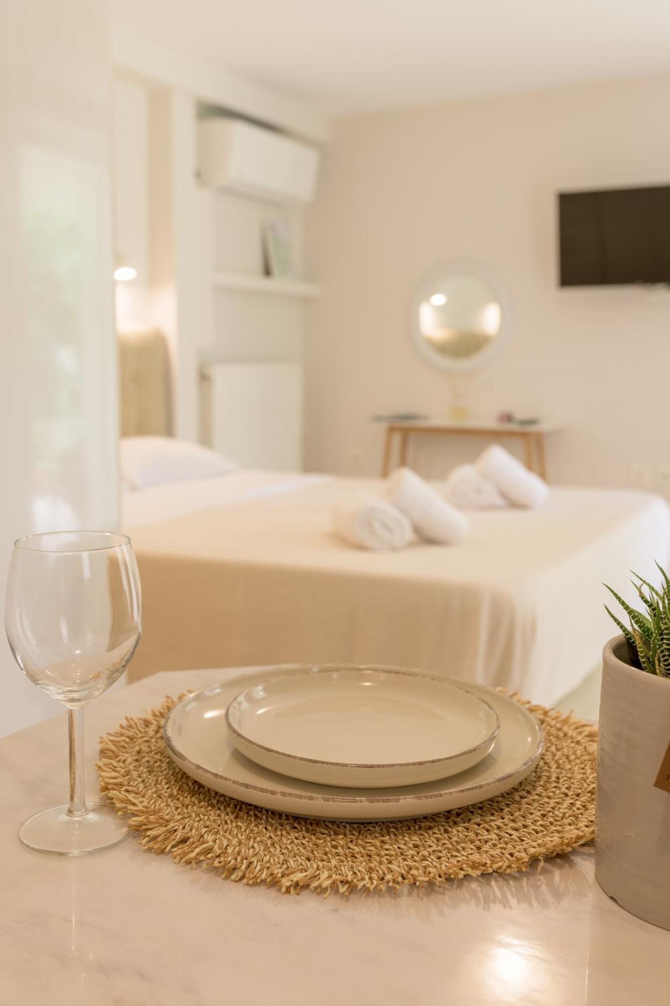 Cactus - Blooming Garden Apartments Kalamata Dış mekan fotoğraf